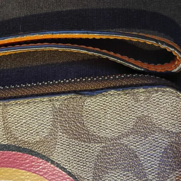 Coach Brown Wristlet with Rainbow Design rare NWOT - Picture 2 of 4